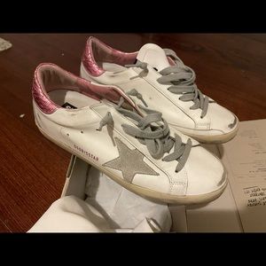 EUC Super star classic white size 38 golden goose